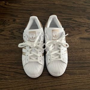 Adidas She’ll Top Sneakers